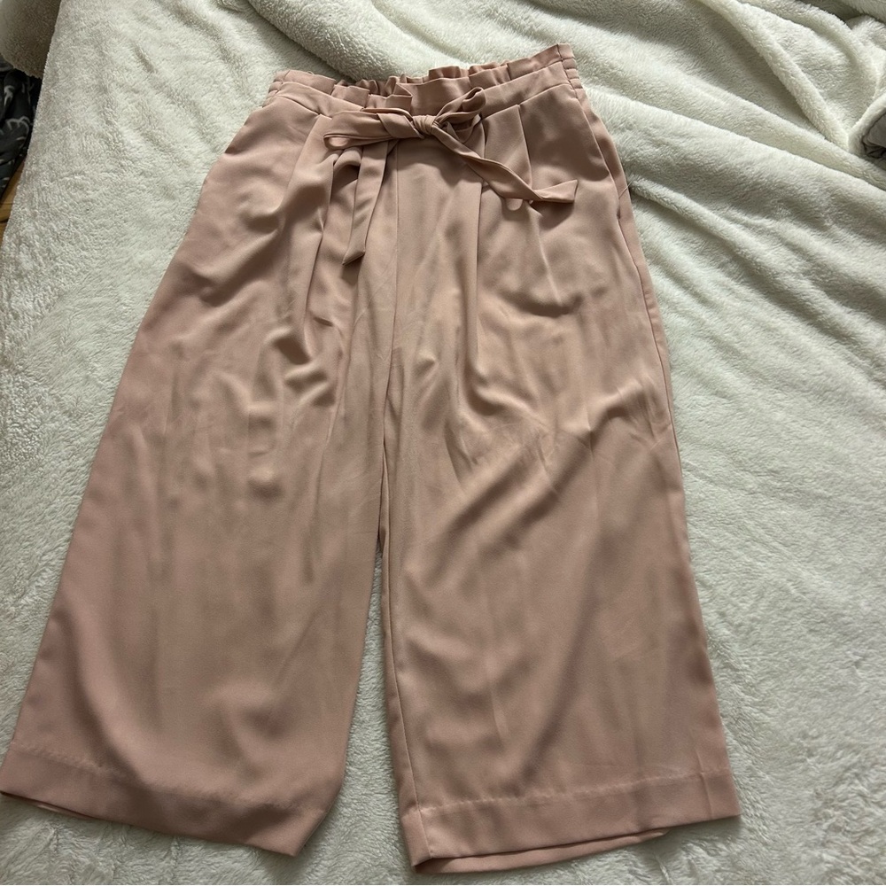 Flowy Capri Dress Pants